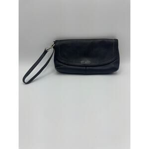 🖤  Coach Black Leather Top Handle Bag/Wristlet - Green Satin Lining  🖤